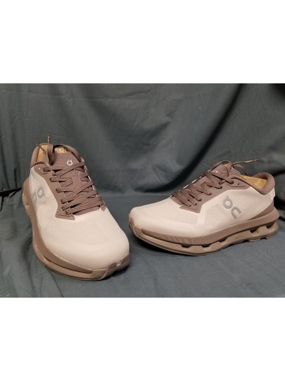On Running Cloudzone Ash/Sand 3WG10925533 Women's Size 8 NEW NO BOX!